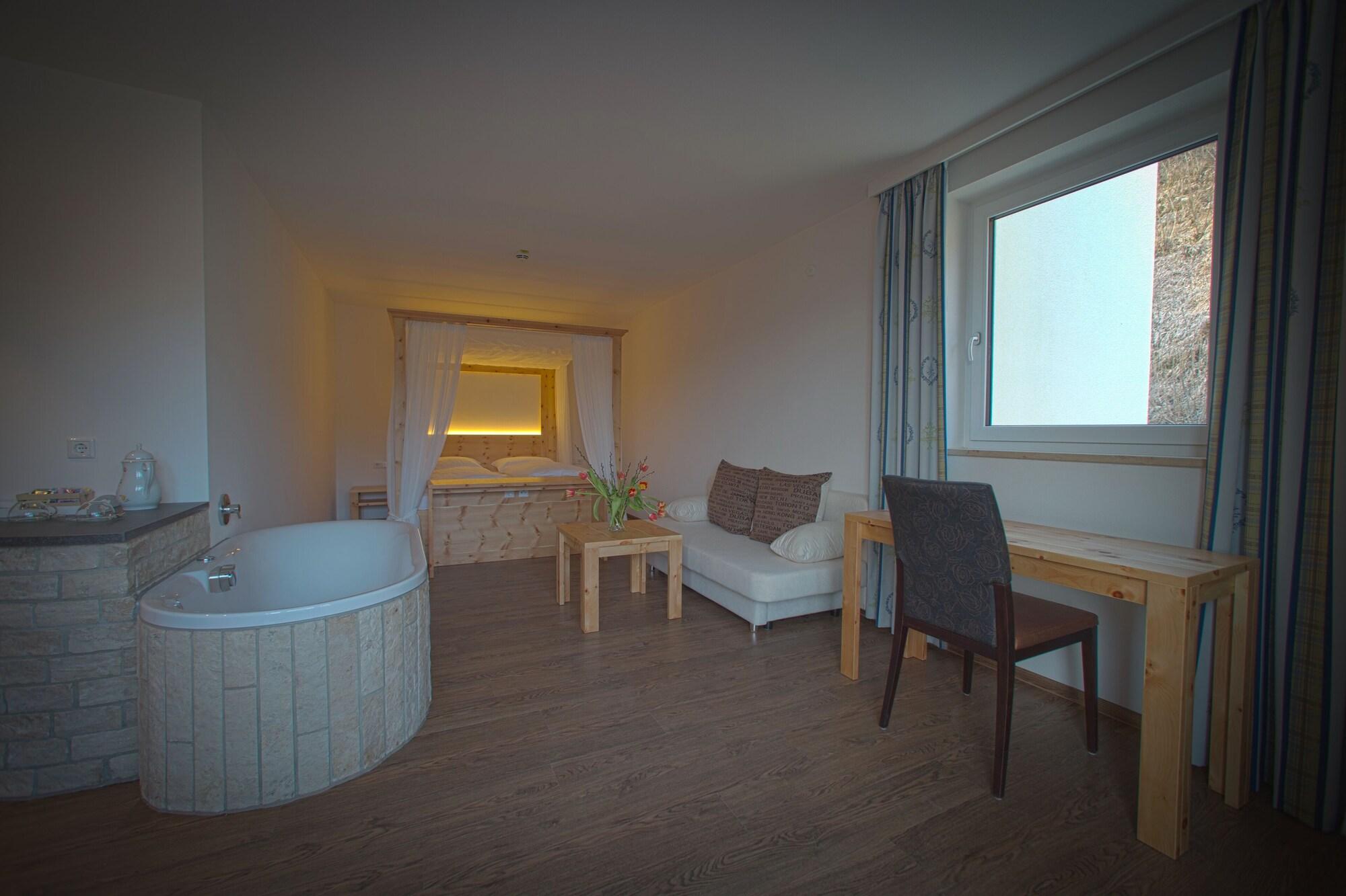 Hotel Gasthof Heckl Киндинг Экстерьер фото
